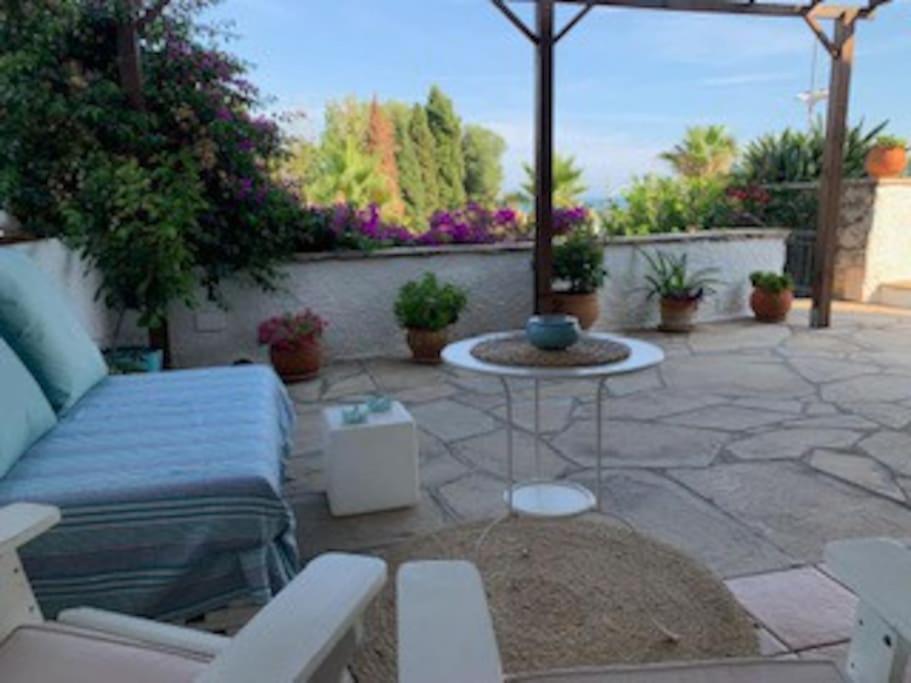 Terraza Con Encanto A Un Paso De La Playa Apartamento *